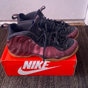 Nike foamposites size 12